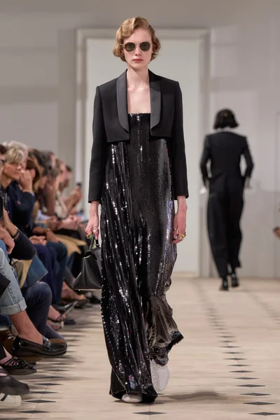 Look 61